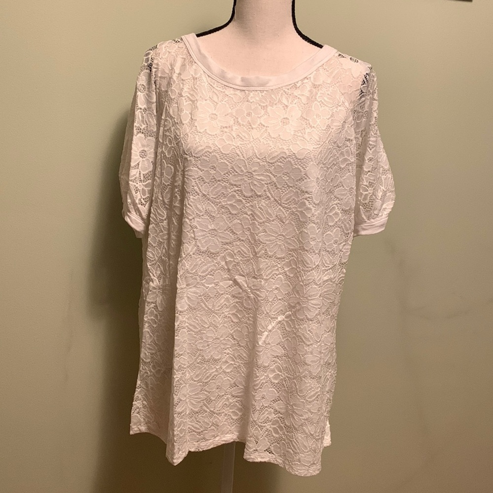 Take me downtown lace top